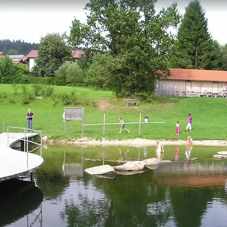 Mit Extra Schlafzimmer Und Blick In Den Bayrischen Wald Oberhalb Von Sankt Engelmar Sankt Englmar